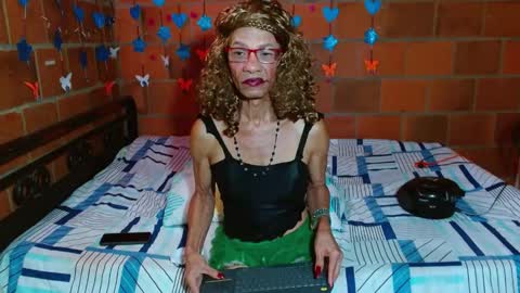 Snapshot of lorenacapelli chatting on October 31, 11:22 am Lorena Capelli online show from October 31, 11:22 am