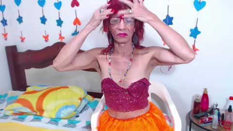 Lorena Capelli online show from February 24, 1:31 pm