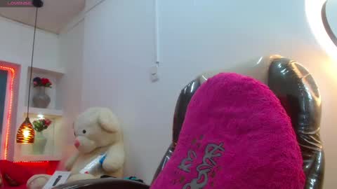 lore online show from February 25, 10:39 pm