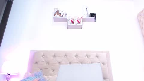 Lorena online show from December 12, 1:49 pm