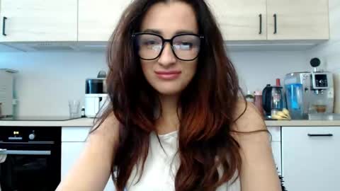 LorenneInspiring online show from September 16, 6:14 am