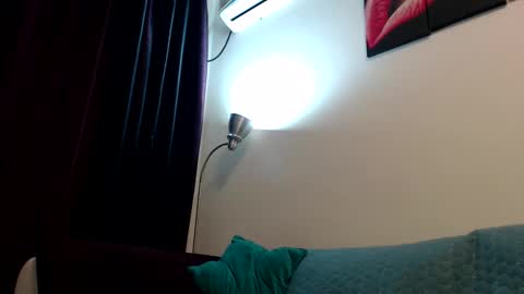 Snapshot of lorentz1981 chatting on October 5, 7:56 pm lorentz1981 online show from October 5, 7:56 pm