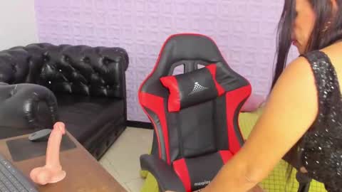 lorena online show from March 1, 8:02 am