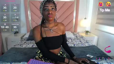 Snapshot of loretsilk chatting on September 13, 8:08 pm Loret Silk online show from September 13, 8:08 pm