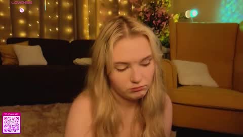 Alice online show from September 26, 7:18 pm