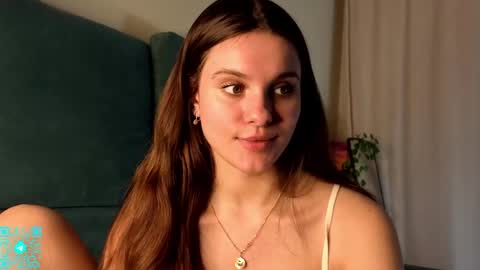 Chloe for Fan BlackHole online show from March 20, 5:29 pm