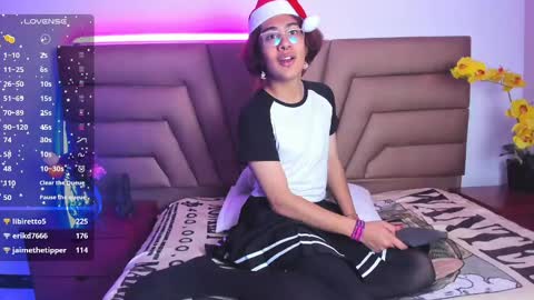 LorettMatthew online show from December 17, 3:50 am