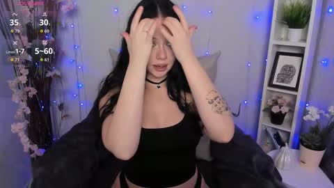 Snapshot of lori_hells chatting on February 28, 3:29 am Lori online show from February 28, 3:29 am