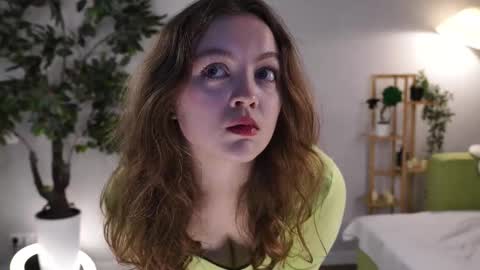 Lina online show from December 2, 7:53 pm