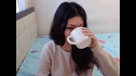 Snapshot of lorna_backer chatting on December 15, 6:18 am Lorna online show from December 15, 6:18 am