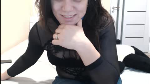 Snapshot of lorragrey chatting on February 3, 8:13 am LorraGrey online show from February 3, 8:13 am