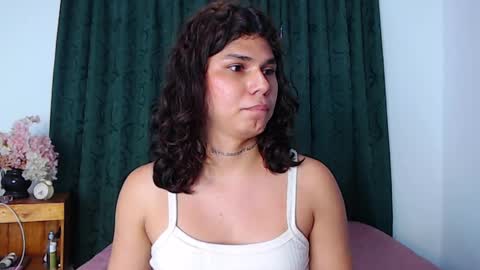 Lorraine online show from December 17, 10:22 pm