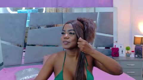 Snapshot of lorraine_johnson chatting on March 23, 6:34 pm lorraine_johnson online show from March 23, 6:34 pm