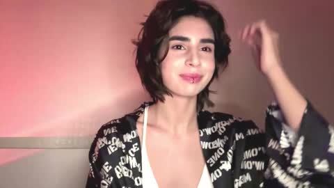 Snapshot of lorrettasittre chatting on March 24, 2:44 pm Amy online show from March 24, 2:44 pm