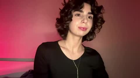 Snapshot of lorrettasittre chatting on April 4, 12:13 pm Amy online show from April 4, 12:13 pm