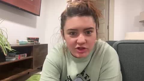 Snapshot of loserlexxx chatting on December 4, 4:38 pm lex online show from December 4, 4:38 pm