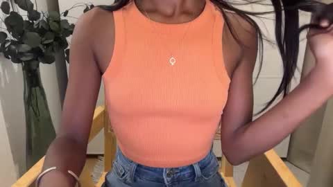 Snapshot of lost_sole chatting on December 14, 5:46 am lost_sole online show from December 14, 5:46 am