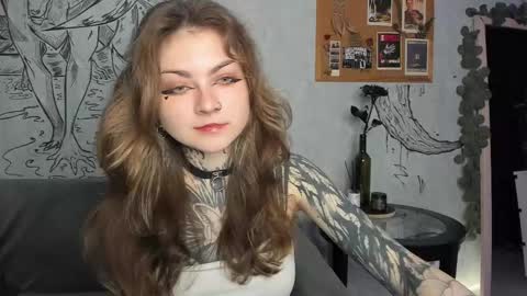 lostallice online show from November 20, 4:12 am