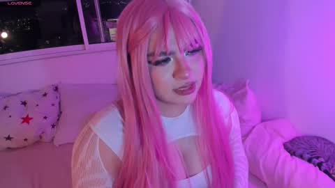 Snapshot of lottie_blass chatting on February 22, 1:18 am Charlotte online show from February 22, 1:18 am