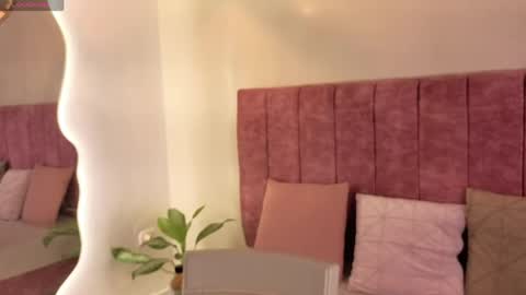 Lou online show from May 8, 12:21 pm