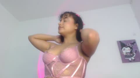 Snapshot of lou_cuteee chatting on February 9, 3:32 am lou_cuteee online show from February 9, 3:32 am