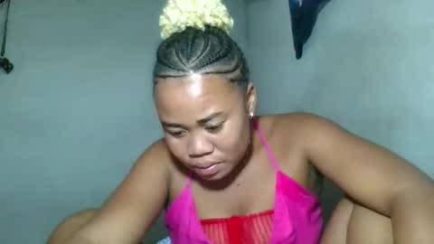 louane98 online show from March 18, 8:17 am