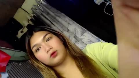Snapshot of louheart chatting on December 15, 5:31 pm Sweet online show from December 15, 5:31 pm