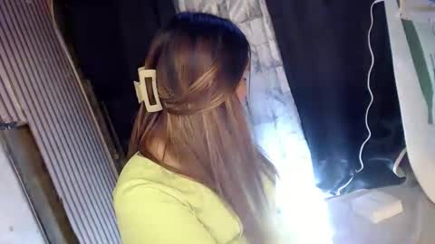 Snapshot of louheart chatting on December 16, 3:22 pm Sweet online show from December 16, 3:22 pm