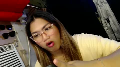 Snapshot of louheart chatting on January 8, 5:05 am Sweet online show from January 8, 5:05 am