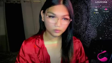 Sweet   online show from May 12, 7:27 am