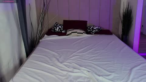 louie_evans online show from September 8, 8:52 pm