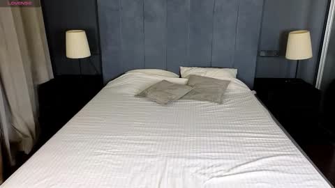 louie_evans online show from September 22, 8:55 pm