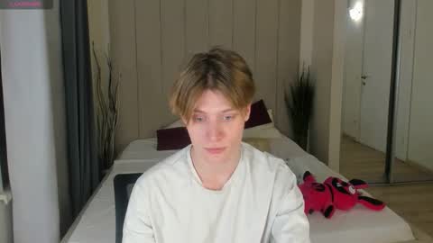 louie_evans online show from January 6, 4:00 pm