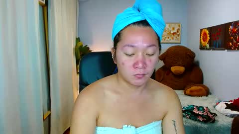 Snapshot of louie_sexy chatting on March 21, 6:51 am Cathy online show from March 21, 6:51 am