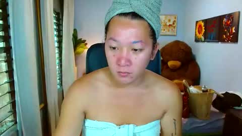 Snapshot of louie_sexy chatting on April 27, 2:53 am Cathy online show from April 27, 2:53 am