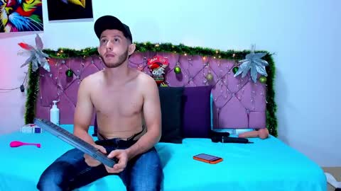 OF louis bcasta1 online show from December 18, 11:02 am