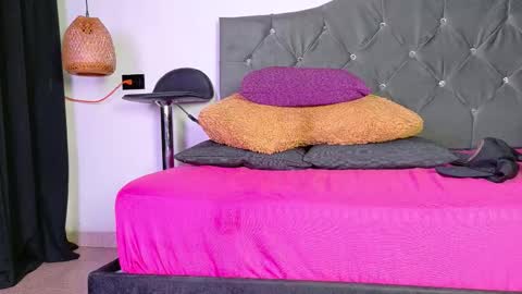 OF louis bcasta1 online show from January 17, 12:10 pm