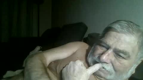 louis_chokdee online show from January 10, 4:41 pm