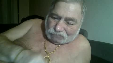 louis_chokdee online show from January 23, 7:29 pm