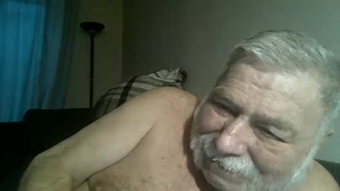 louis_chokdee online show from March 1, 5:27 pm