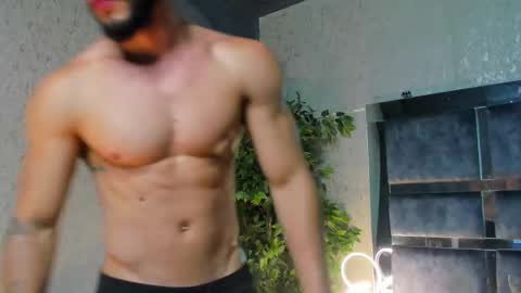 Louis online show from November 27, 10:23 pm