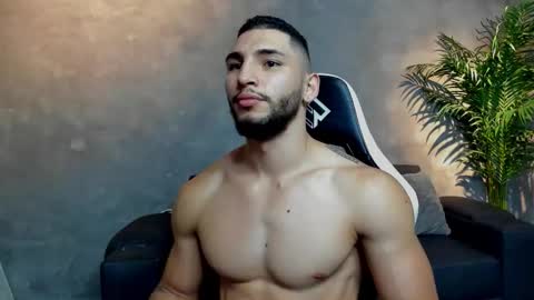 Louis online show from January 13, 8:14 pm