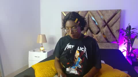 Snapshot of louis_hardstar chatting on December 8, 9:08 pm Louis Valdz online show from December 8, 9:08 pm