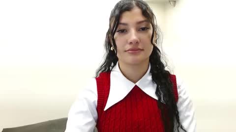 Snapshot of louis_k chatting on September 30, 11:26 am Louis K online show from September 30, 11:26 am