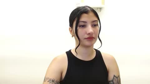 Snapshot of louis_k chatting on October 1, 11:38 am Louis K online show from October 1, 11:38 am