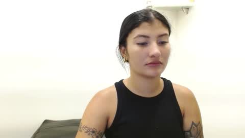 Snapshot of louis_k chatting on October 23, 11:31 am Louis K online show from October 23, 11:31 am