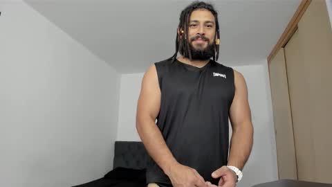 louis_marley_ online show from November 18, 2:39 am