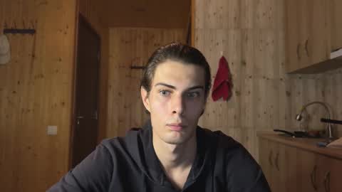 Snapshot of louis_preston chatting on November 1, 4:42 pm Mark online show from November 1, 4:42 pm