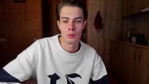 Snapshot of louis_preston chatting on December 18, 5:24 am Mark online show from December 18, 5:24 am