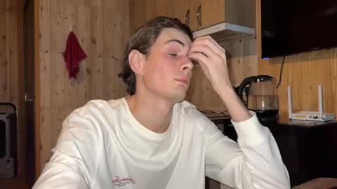 Snapshot of louis_preston chatting on March 15, 4:29 am Mark online show from March 15, 4:29 am